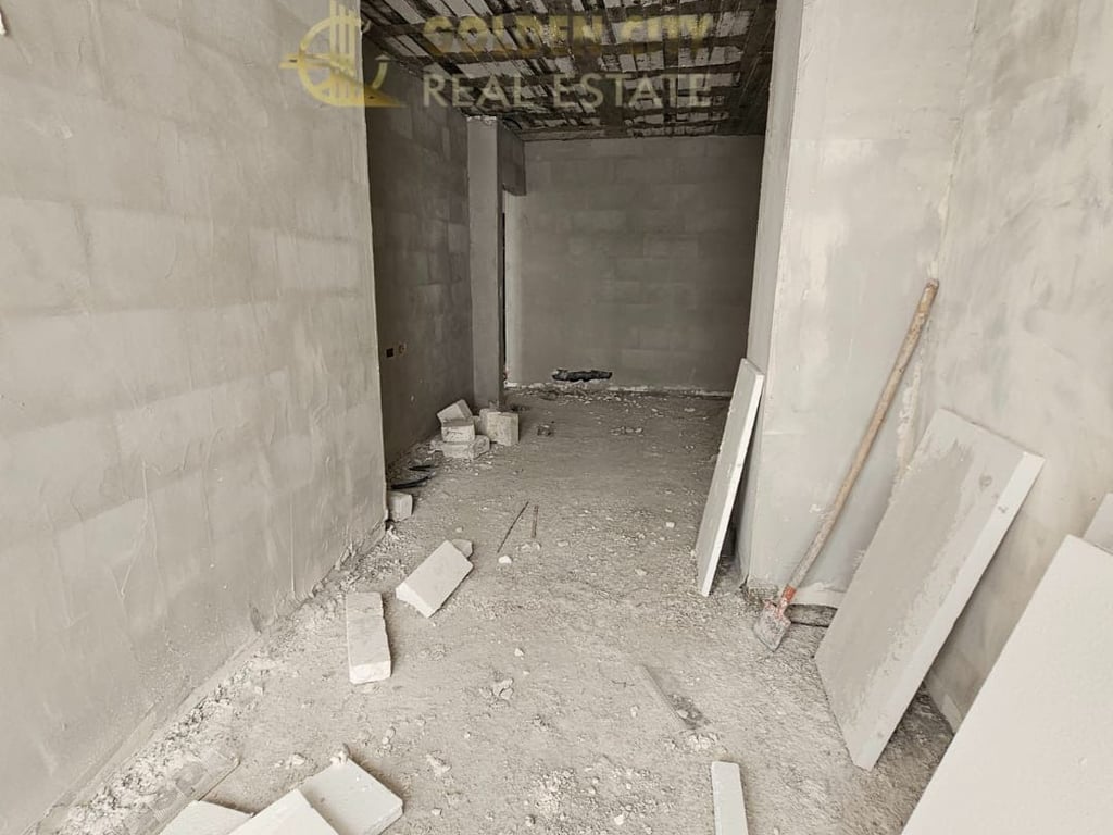 Vendesi Appartamento 1+1 Golem