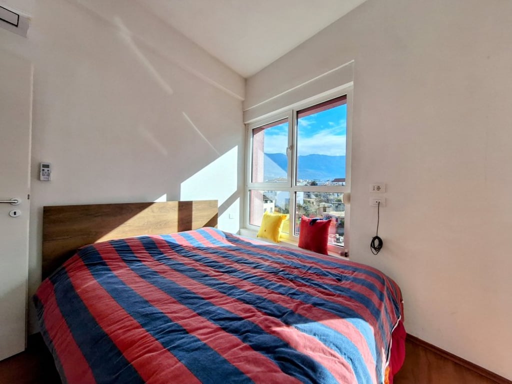 2+1 for rent in Ali Dem, near the Mangalem complex.