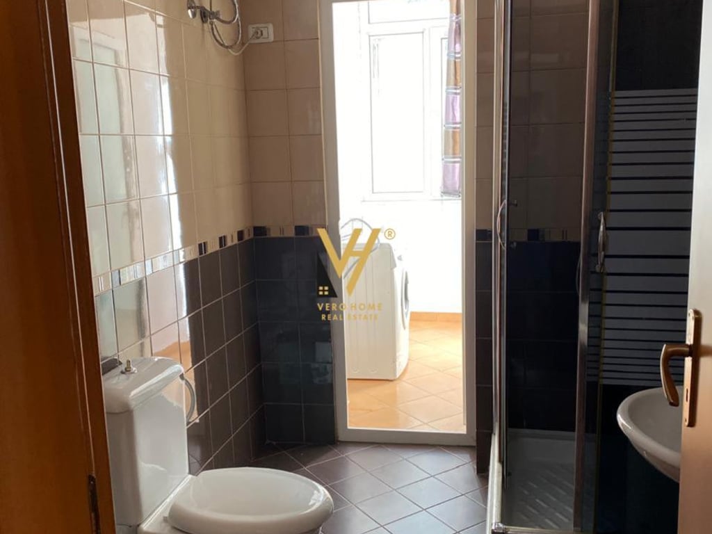 AFFITTASI APPARTAMENTO 2+1+2 BAGNI VICINO AL GIARDINO ZOOLOGICO 600 EURO