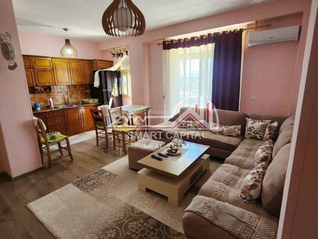 APARTMENT 3+1 FOR SALE AT GORISHTI BUILDINGS, VLORA!