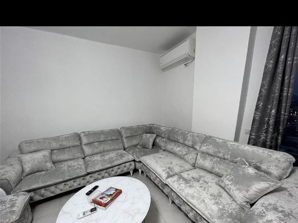 Apartament me qera 2+1