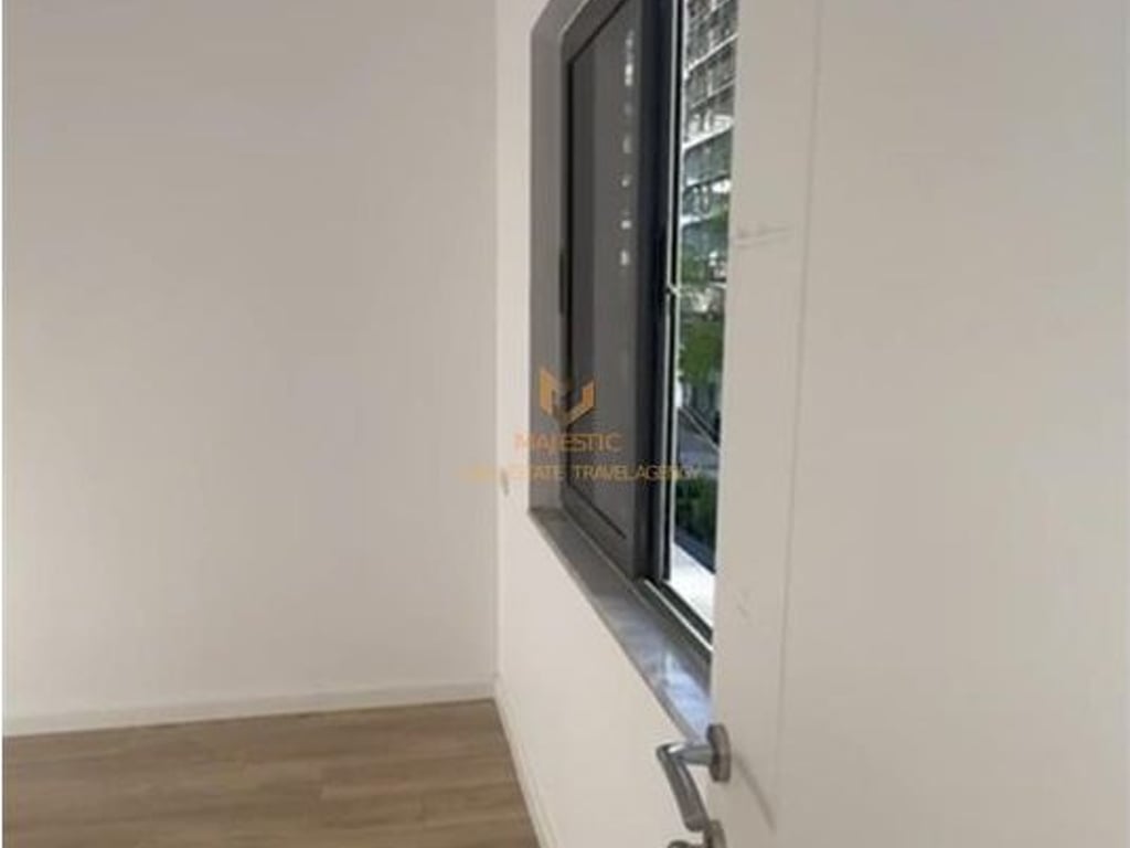 1+1 apartment is available behind Square 21, Sali Butka Street.