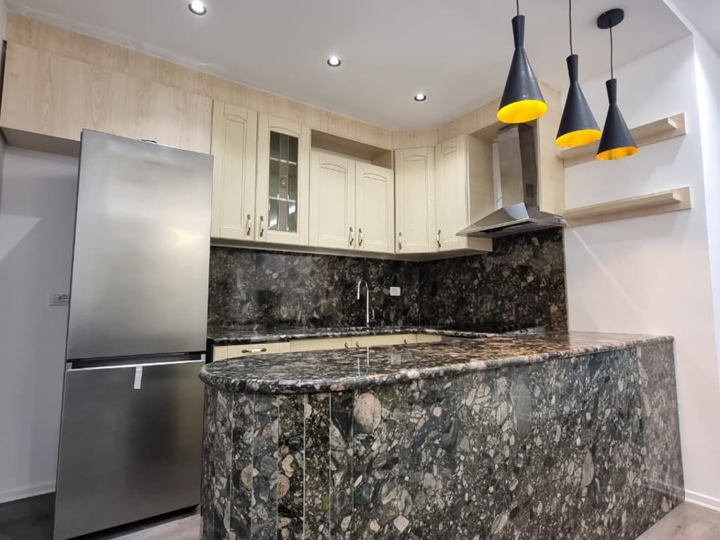 Apartment 2+1+2 for rent, Hamdi Sina street near FZ Complex Liqeni i Thate 600 euros.