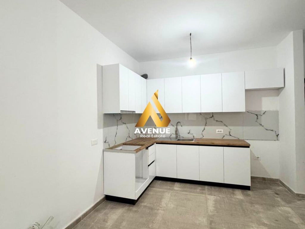 SHITET APARTAMENT 2+1, YZBERISHT , TIRANE
