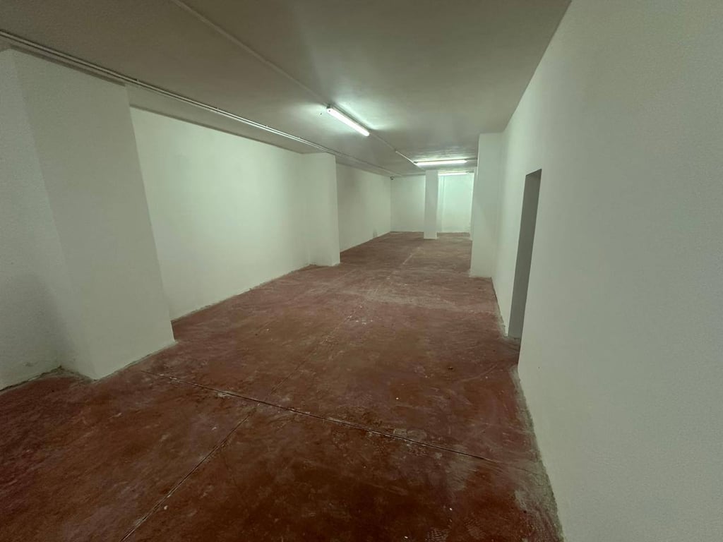 ✅️Okazion,🔥 Ambjent komercial për shitje me biznes aktiv (shetitorja Kavaljon, Kavajë