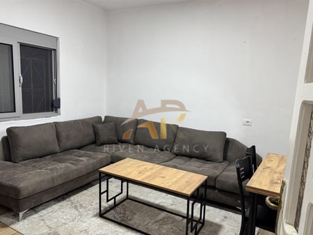 Jepet me qera apartament 1+1 ne Astir