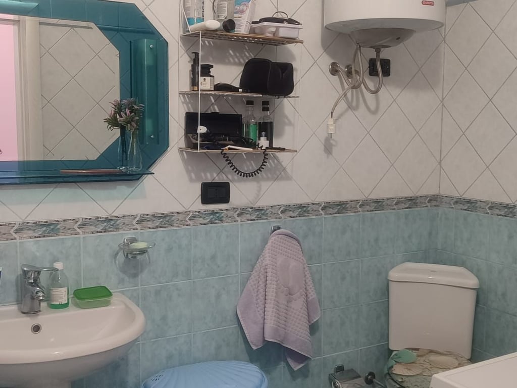 SHITET APARTAMENT 2+1+2 NE VOLLGA DURRES ME PAMJE DETI