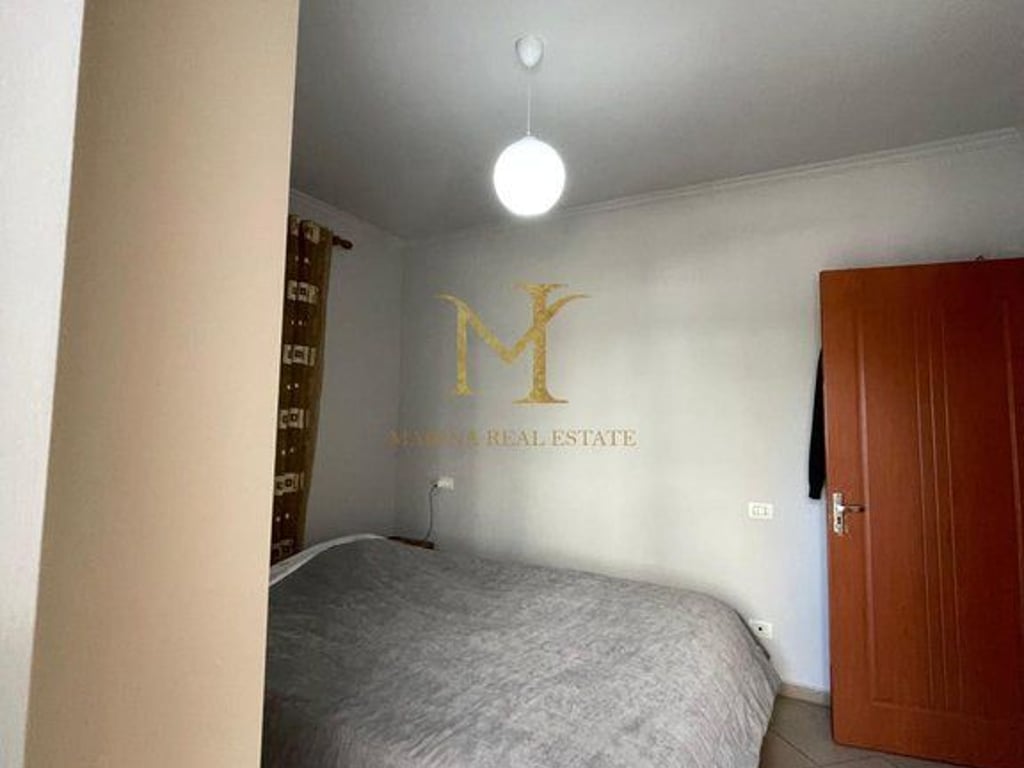 VENDESI APPARTAMENTO 1+1 CON VISTA MARE PRESSO LA RUOTA ROSSA!!