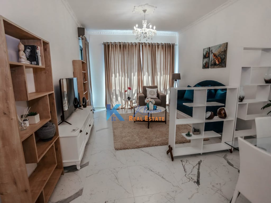 Appartamento 1+1 in Affitto a Square 21