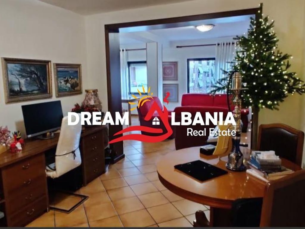 Apartament 2+1+2 per shitje prane Sheshit Wilson ne Tirane ID ( 4129518 )