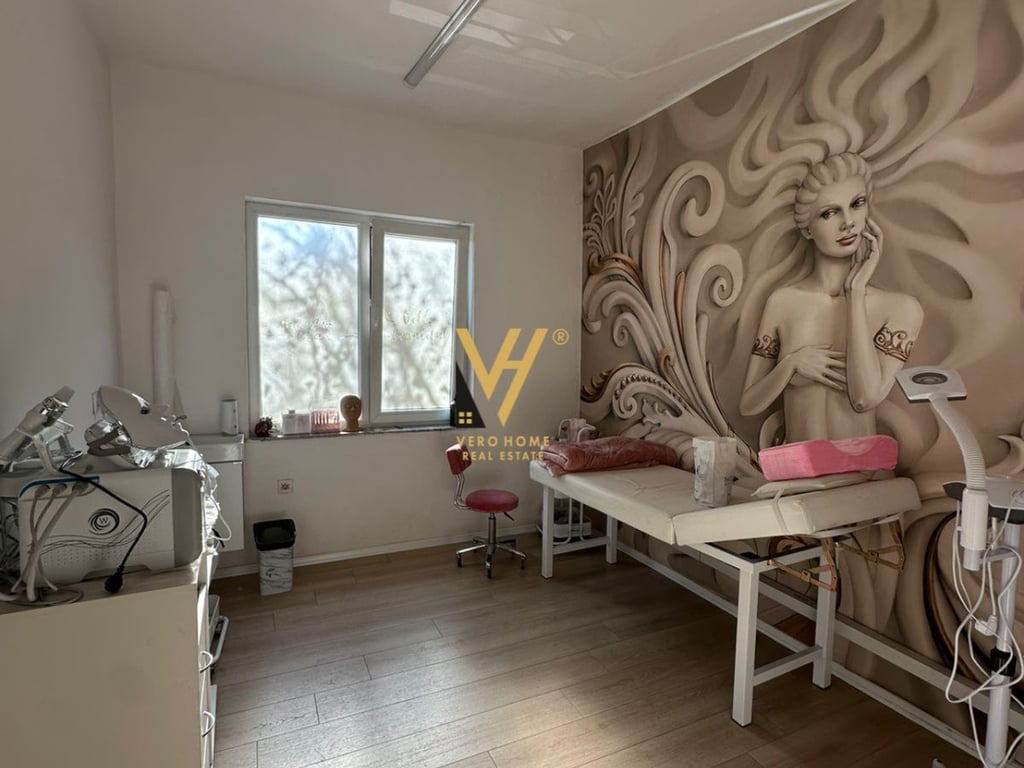 COMMERCIAL SPACE 2+1+BALCON FOR RENT AT SQUARE 21 550 EURO