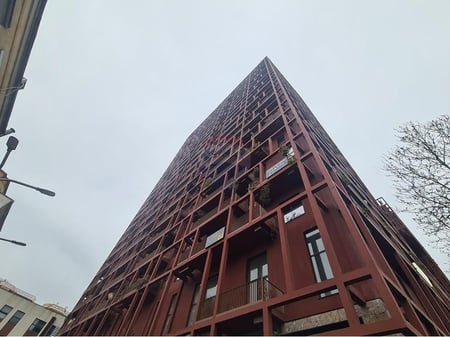 Commercial space for sale on Kavaja Street!