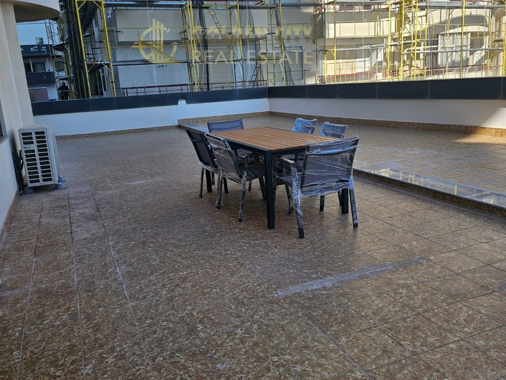 Shitet super apartament 2+1+2 me pamje detin.