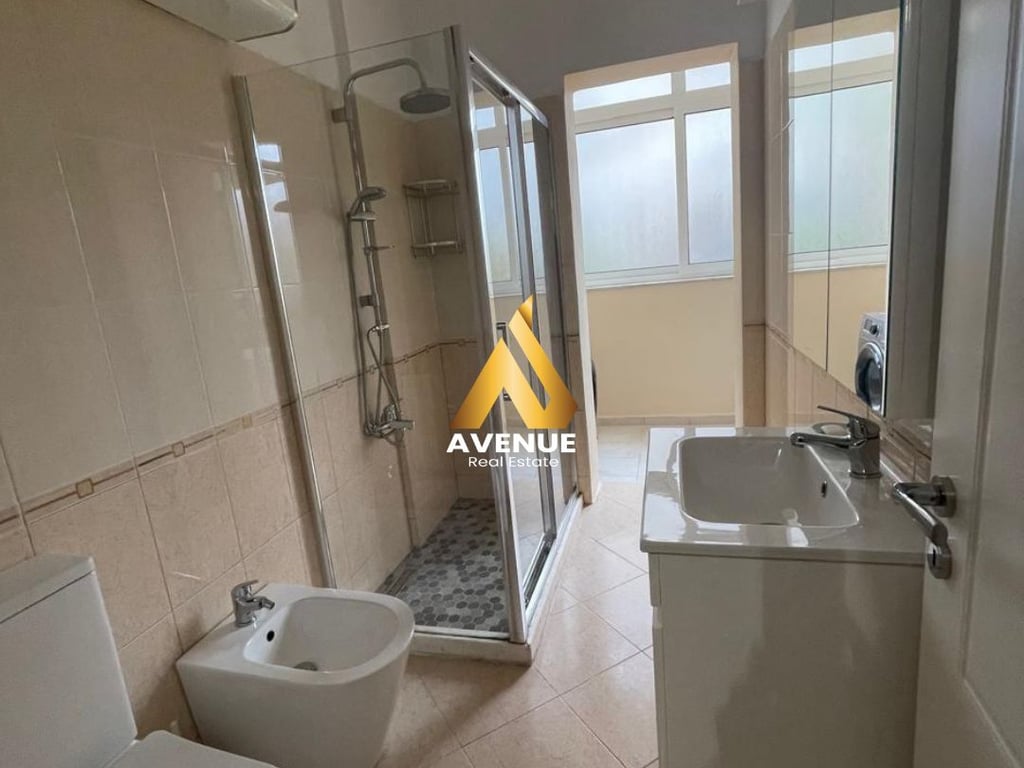 JEPET ME QIRA APARTAMENT 2+1, RRUGA ARKITEKT SINANI TIRANE