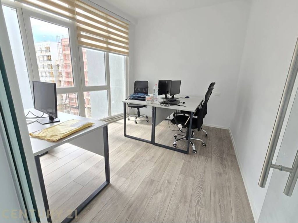 🏢 Japim Zyrë me Qira – Komuna e Parisit, Kika 2