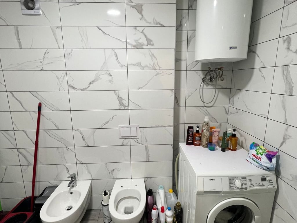 APARTAMENT ME QERA 1+1