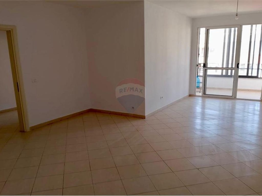 Appartamento 2+1 in Vendita ad Astir