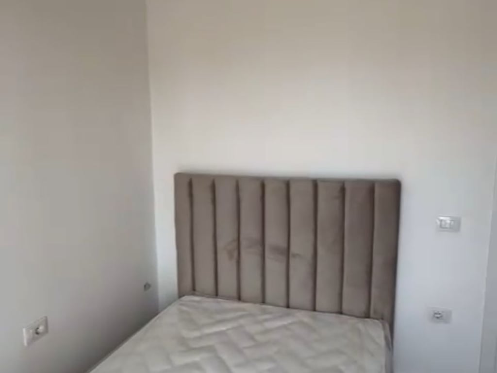JEPET ME QIRA APARTAMENT 3+1 ,FUSHA E AVIACIONIT, TIRANË