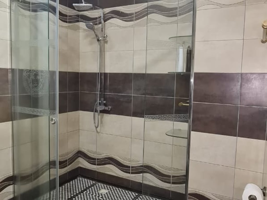 📌Jepet me Qira Apartament 3+1 – Bulevardi i Ri