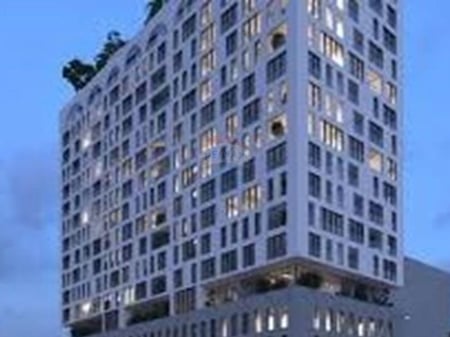 For Sale: 1+1 Apartment in White Tower, Paris Commune