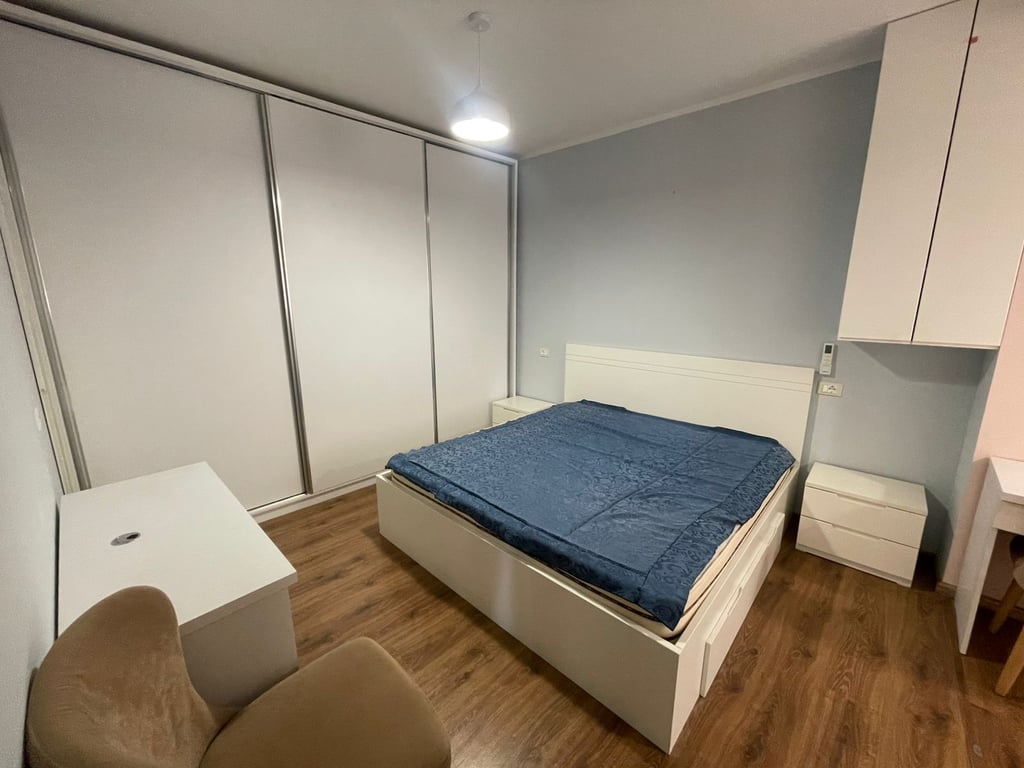 Jepet me qera apartament 1+1 tek Ambasada Amerikane