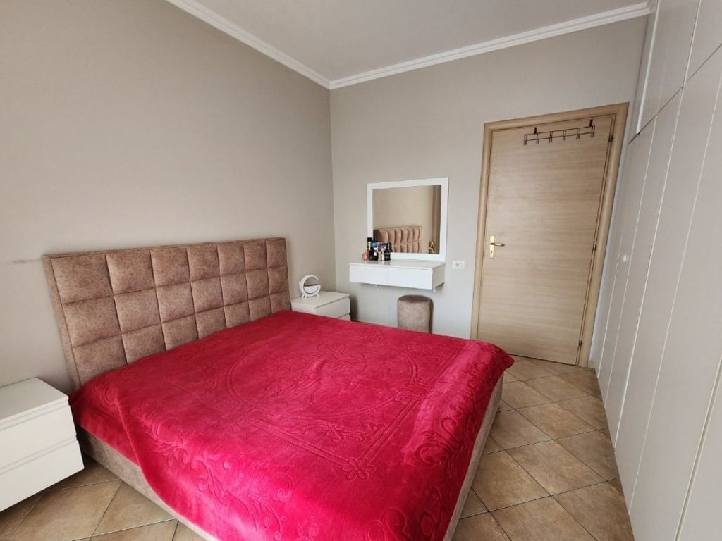 Vendesi Appartamento 1+1 a Shkoze.