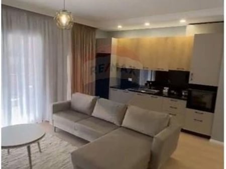 JEPET ME QIRA APARTAMENT TEK KOMPLEKSI DELIJORGJI