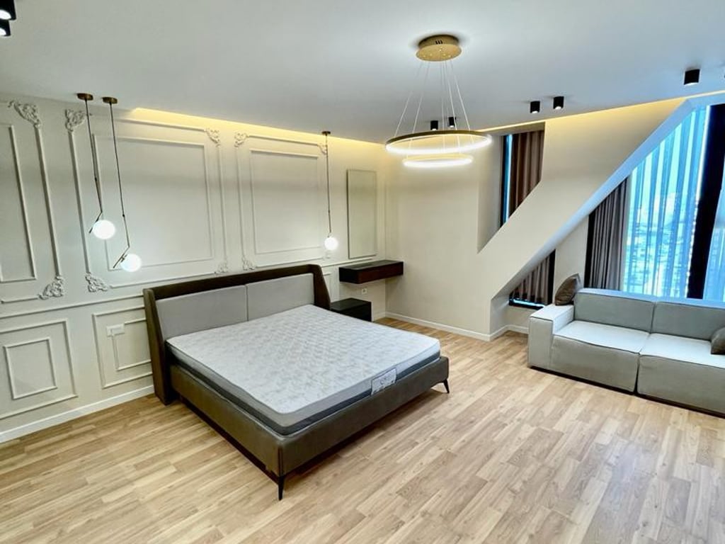 Studio apartment for rent at Square 21 Complex.