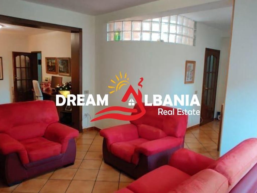 Apartament 2+1+2 per shitje prane Sheshit Wilson ne Tirane ID ( 4129518 )