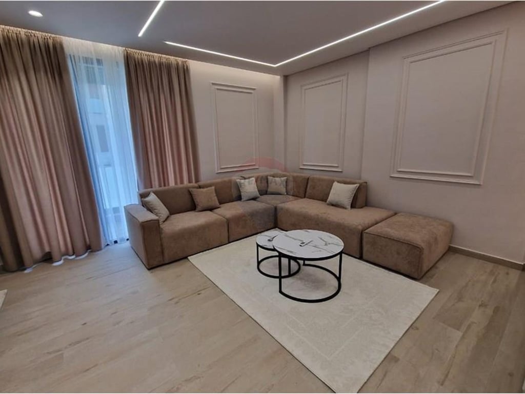 APARTAMENT 2+1 ME POST PARKIMI,, LUNDER-TEG--