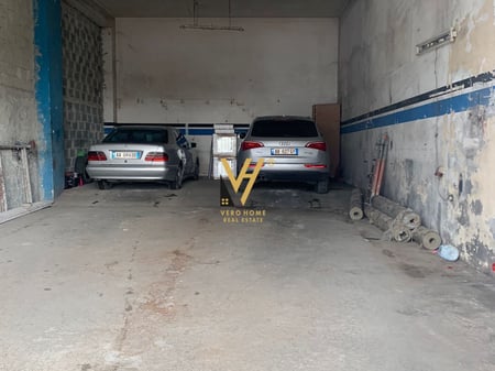 BUSINESS SPACE OF 100M2 FOR RENT IN KOMBINAT 70,000 LEK