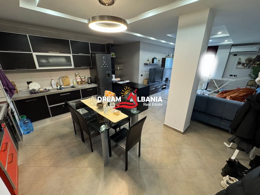 Appartamento 2+1 in vendita presso il Lago Artificiale di Tirana (ID 41211876)