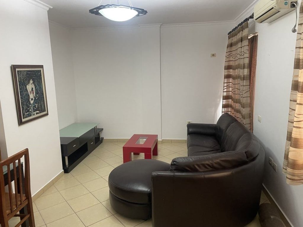 Apartment 2+1 for rent near the joint school, 500 euros.