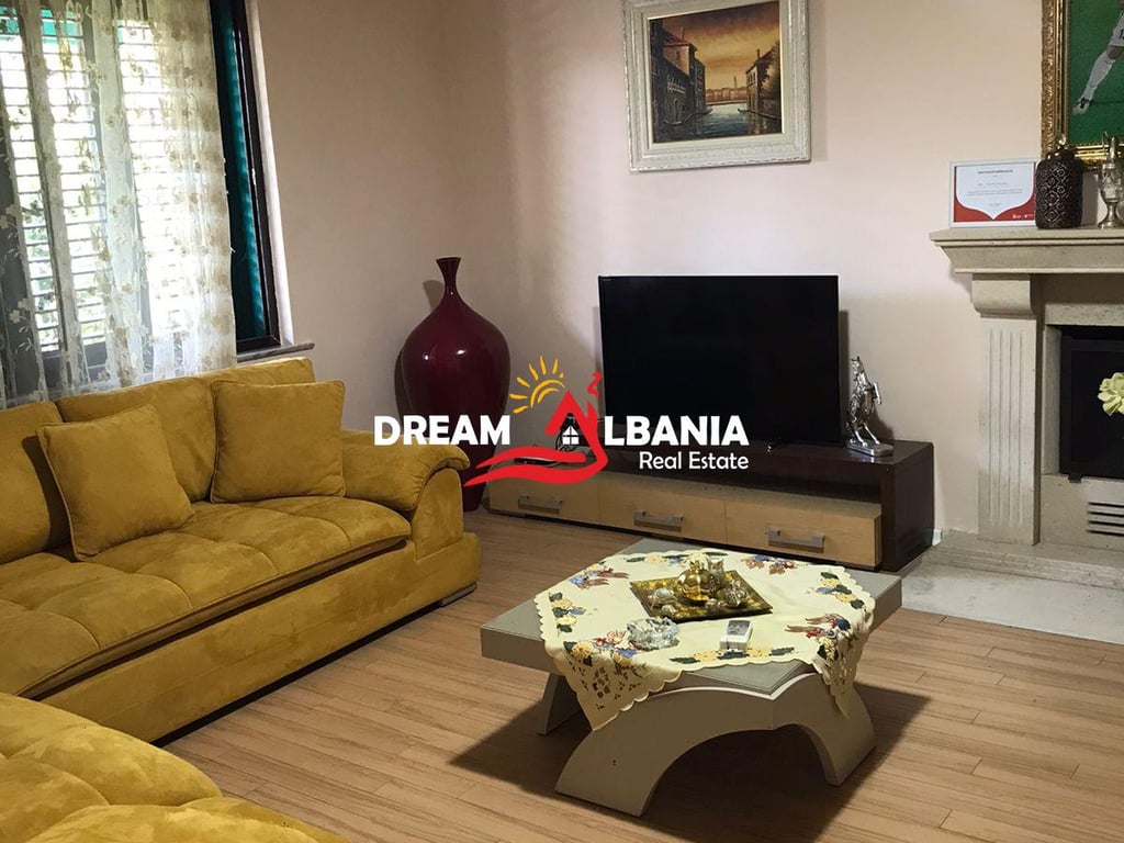 Residential Villa with Yard for Rent in Laprake (ID 4251329)