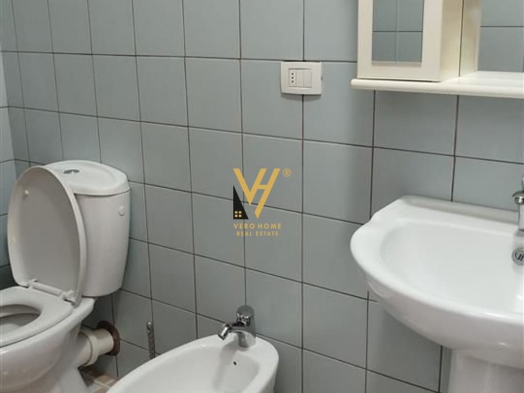 2+1 Apartment with Balcony for Rent by the Dry Lake 600 Euro