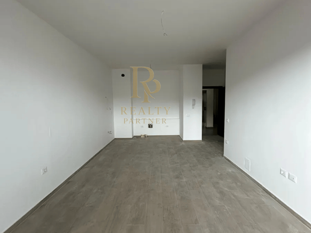 🔑Ambient për Zyra me Qira – Pranë Parkut Olimpik(75 m²)