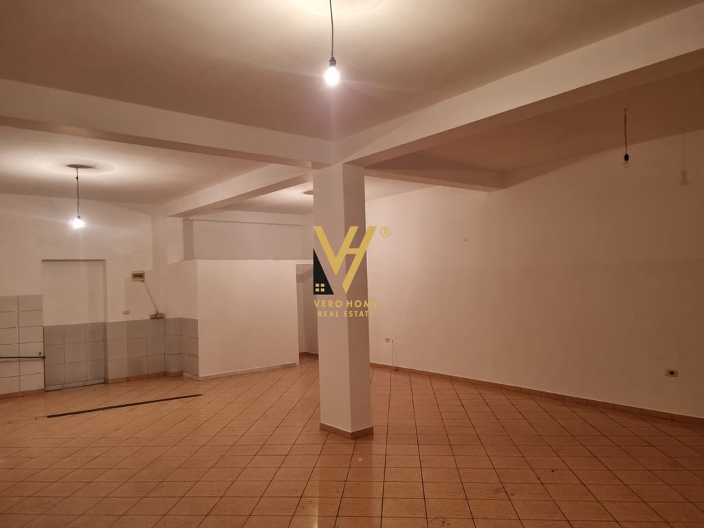 CASA IN AFFITTO A KOMBINAT - 1.100 EURO