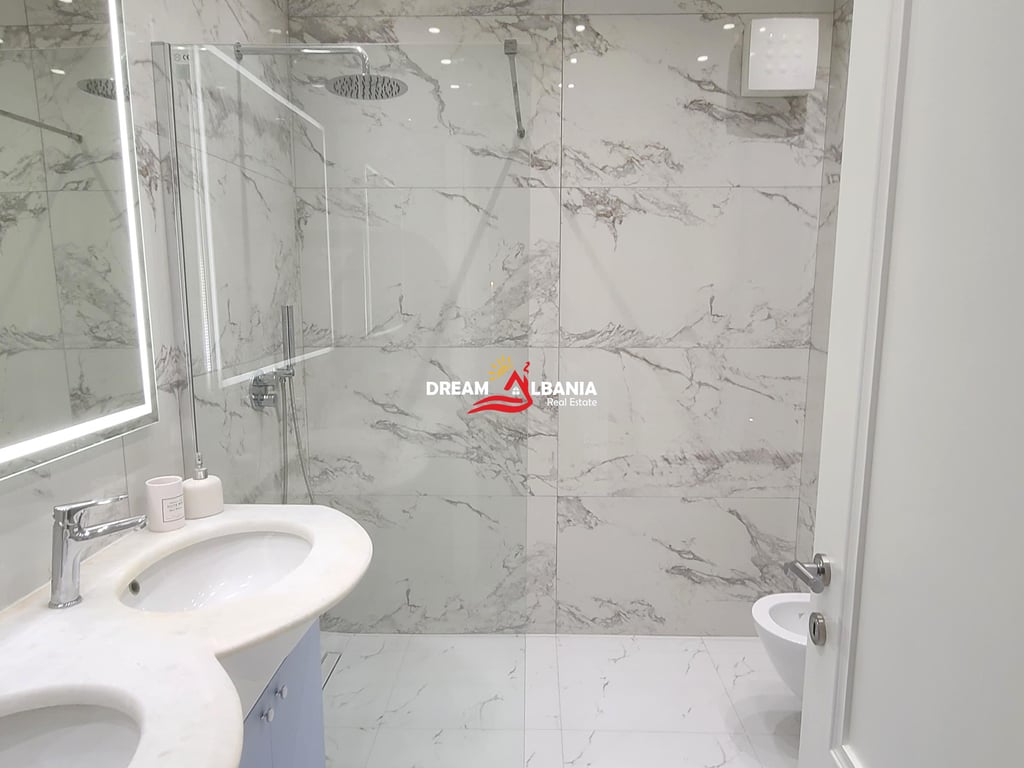 2+1 Apartment with Parking for Rent near Taiwan in Tirana (ID 42215261)