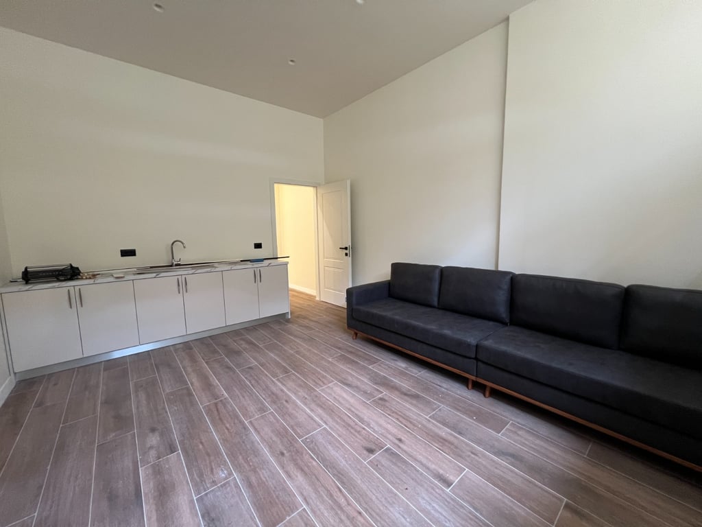 FOR SALE SPACE/APARTMENT 222M2