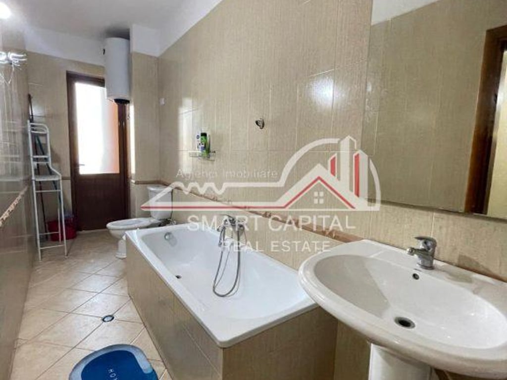 2+1 APARTMENT FOR RENT ON ISMAIL QEMALI BOULEVARD - VLORA!!