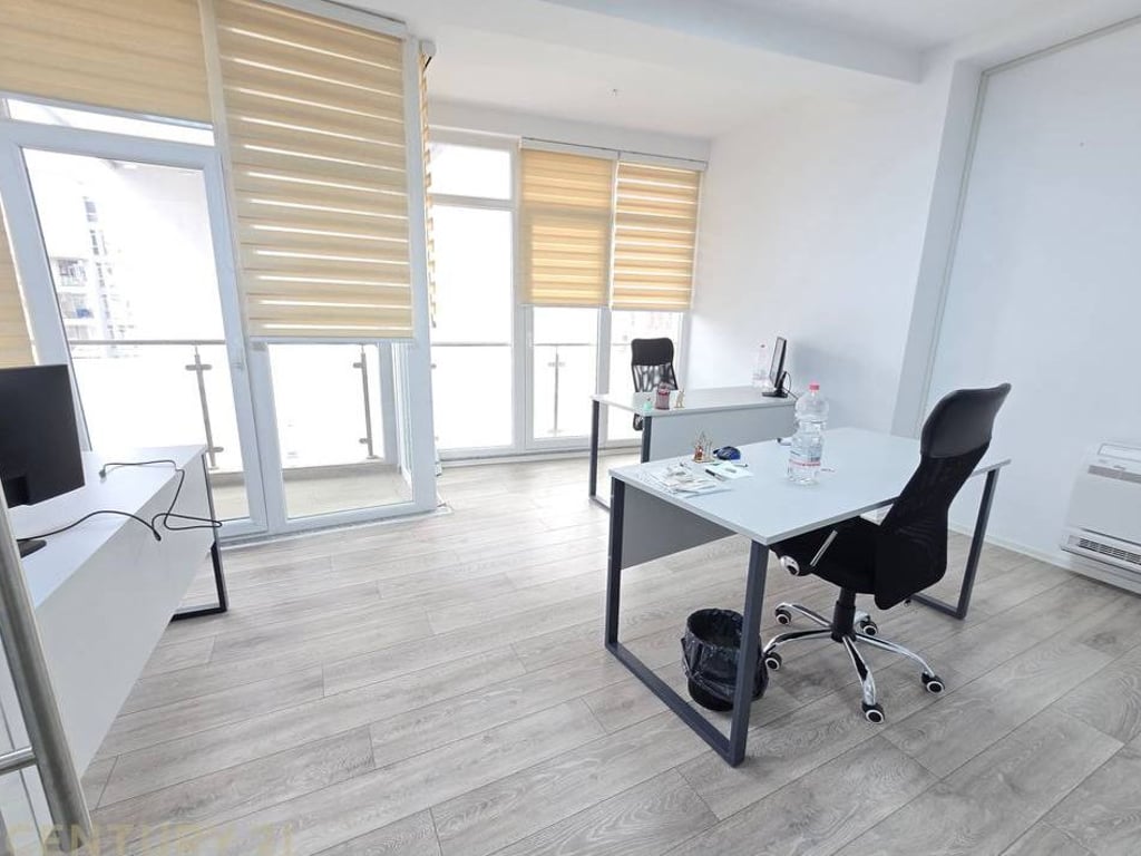 🏢 Japim Zyrë me Qira – Komuna e Parisit, Kika 2