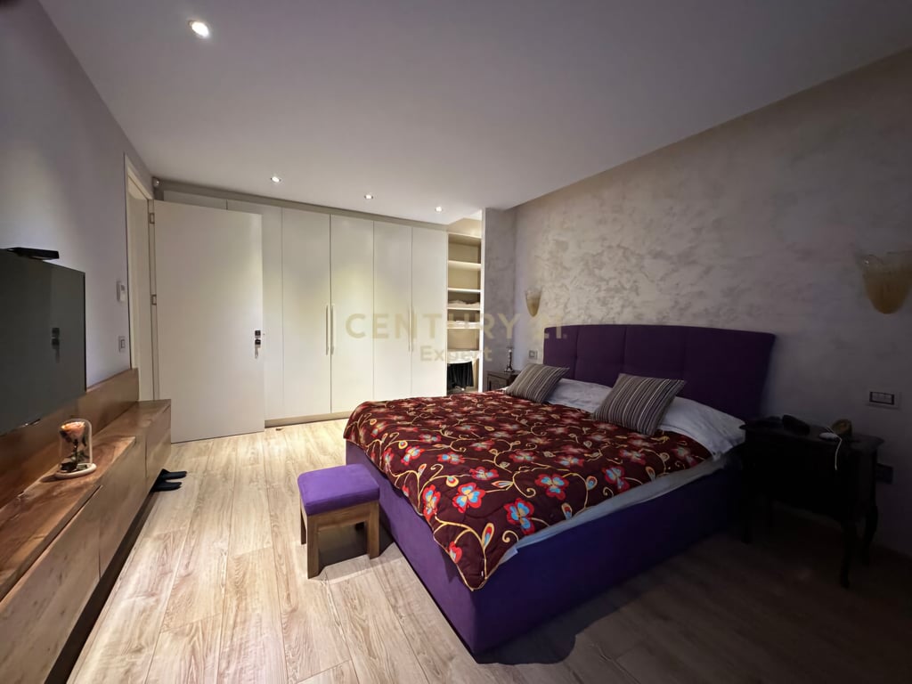 SUPER APARTMENT FOR SALE AT THE MOZAIC OF TIRANA!