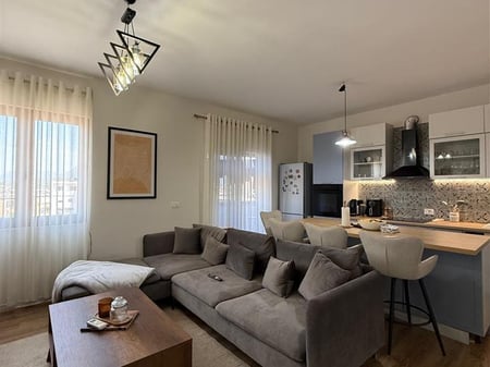 Shitet Apartament 1+1 ne Kinostudio (ID B110434) Tirane​