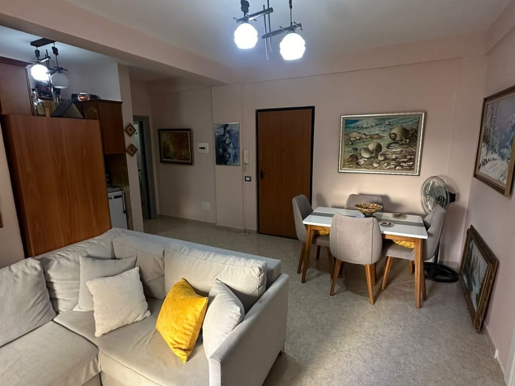 Shitet super apartament 1+1. Golem