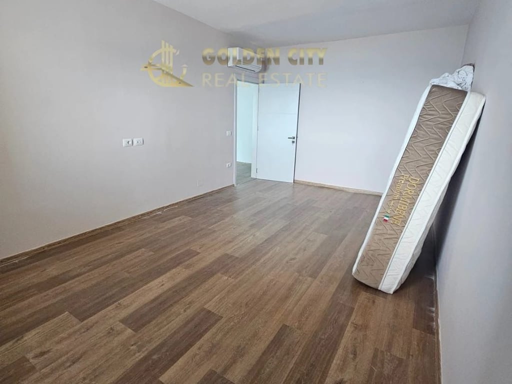 Vendesi super appartamento a Vollga.