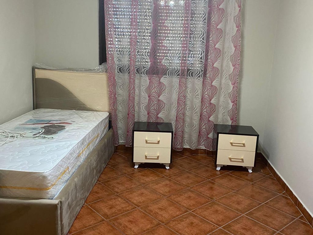 Jepet apartament 2+1 me qira tek Fusha e Aviacionit