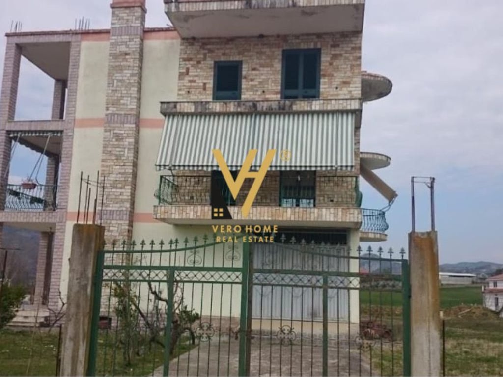 SHITET VILE TRE KATESHE DHE TRUALL NE PEZE 250.000 EURO