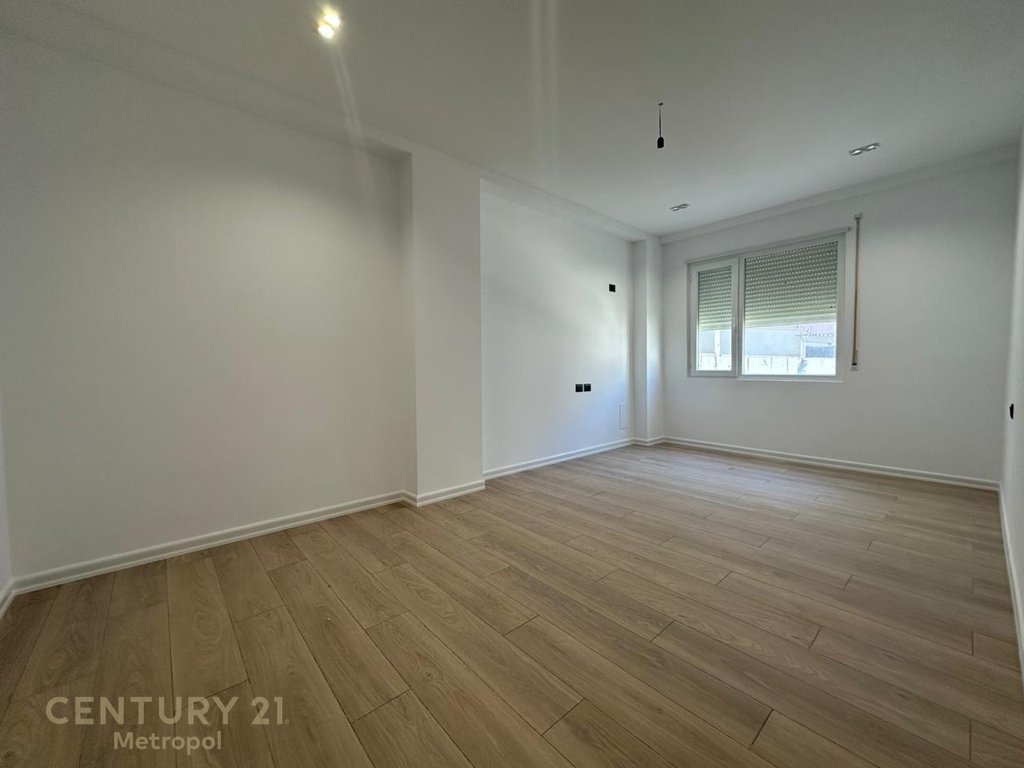 Shesim apartament 2+1 ne zonen e Freskut