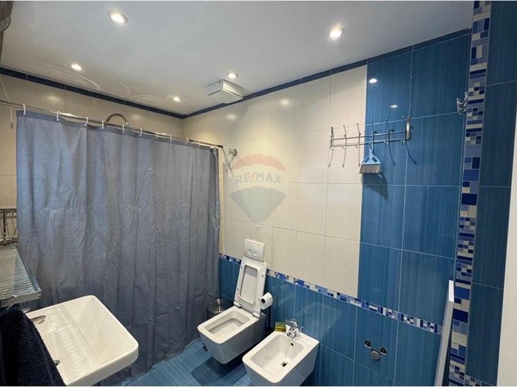 Apartament 2+1 me Qera, Komuna e Parisit