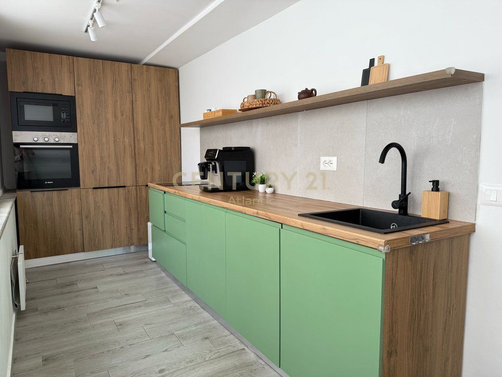 🌊 SHITET APARTAMENT ME PAMJE NGA DETI – PLAZH, DURRËS